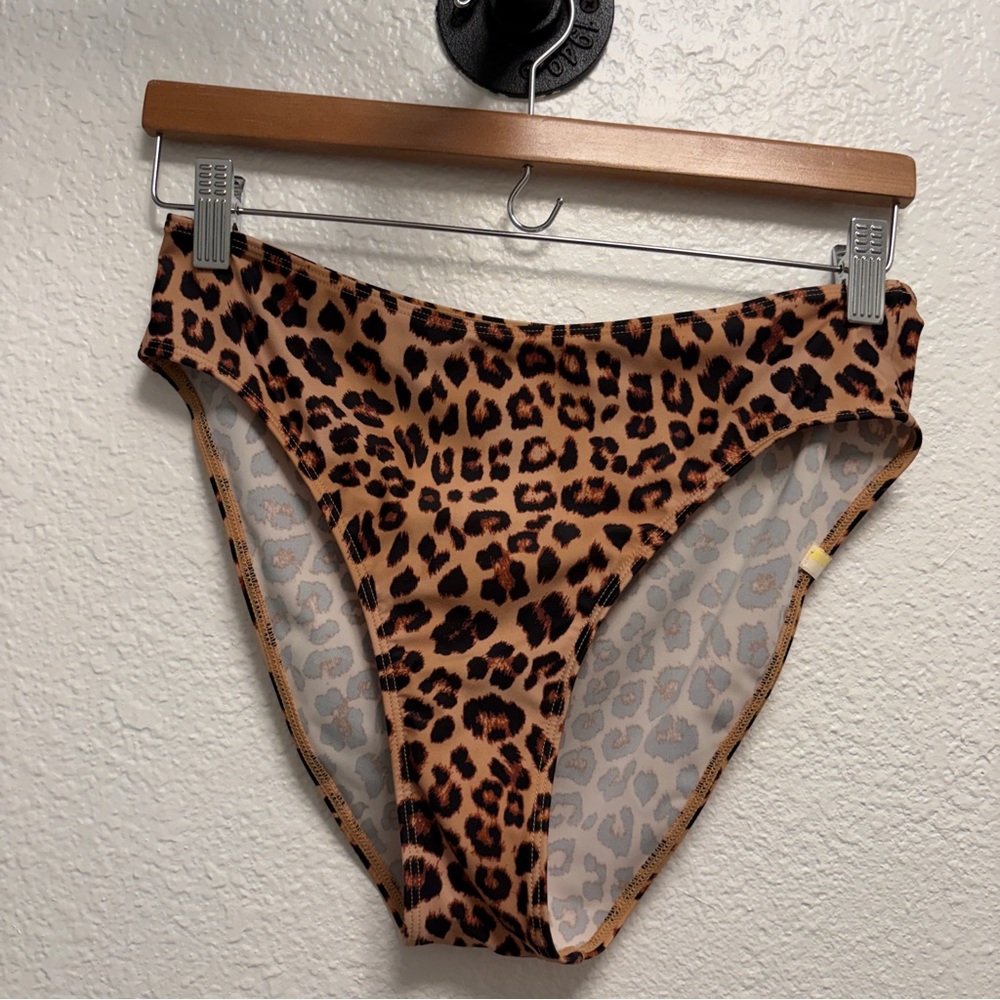 SummerSalt leopard swim bikini bottoms women’s Size 6 animal print high leg